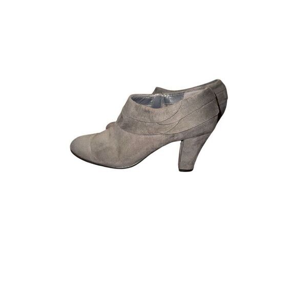 Aerosoles grey bootie 9.5 - Picture 5 of 11